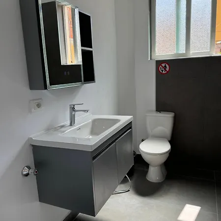 Bejart 6 Apartment